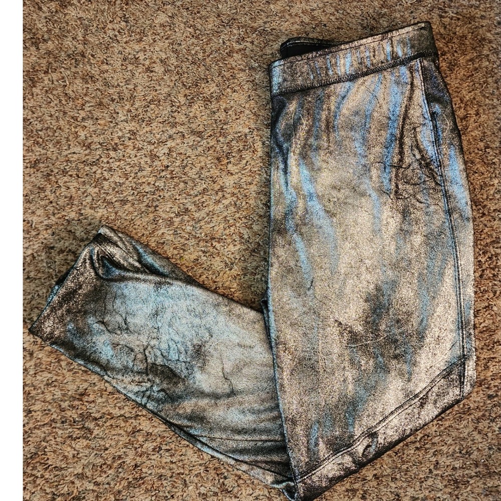 Free People Silver Metallic Foil Distressed Leggings Size 30 OB640876 - Picture 2 of 8
